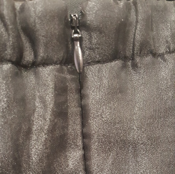 Women's Tiered Strapless Dress - Picture 8 of 9